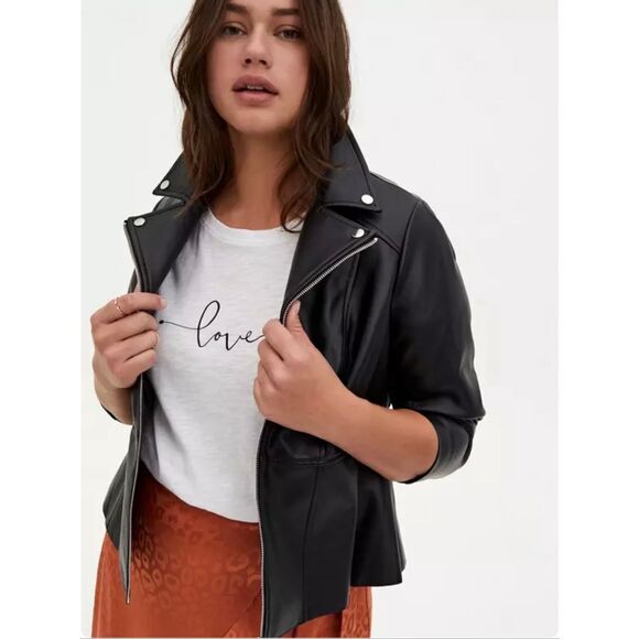 Torrid Women’s 2X Faux Leather Peplum Moto Jacket Black Zip Biker Combat NEW - Picture 1 of 8